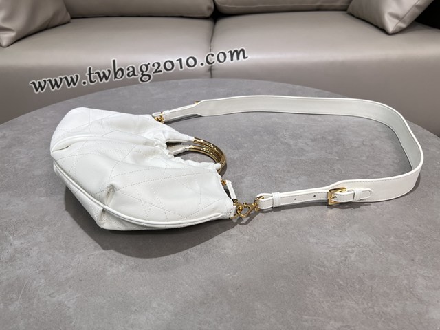 Dior专柜新款迪奥顶级原单2025新款饺子包手提女包 djfk1168